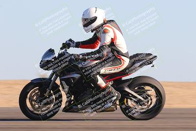media/Nov-06-2023-Moto Forza (Mon) [[ce023d0744]]/3-Intermediate Group/Session 5 (Turn 9)/